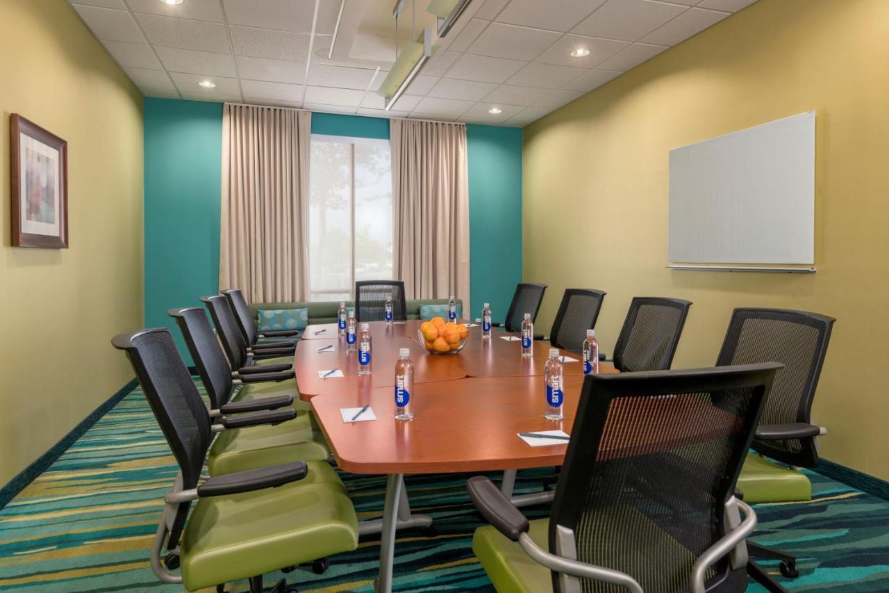 Springhill By Marriott South At River Ranch Hotel