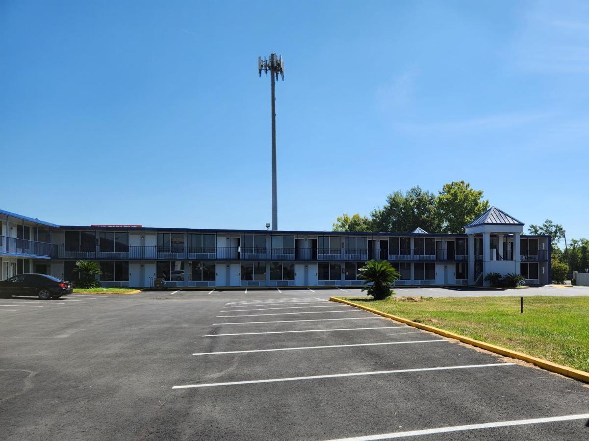 Hotel Smart Lafayette