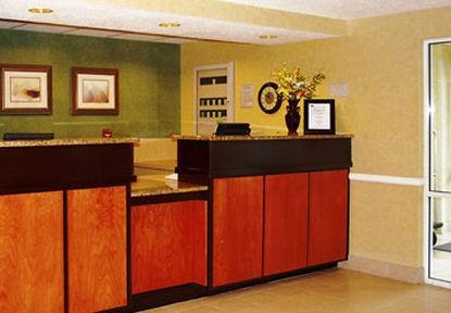 Hotel Fairfield & I-10