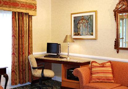 Fairfield & I-10 Hotel Lafayette