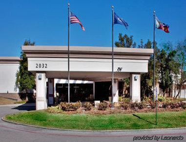 Ramada Conference Center Hotel Lafayette