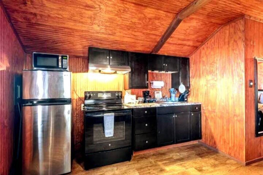Cajun Stays - The Cabin Tiny *