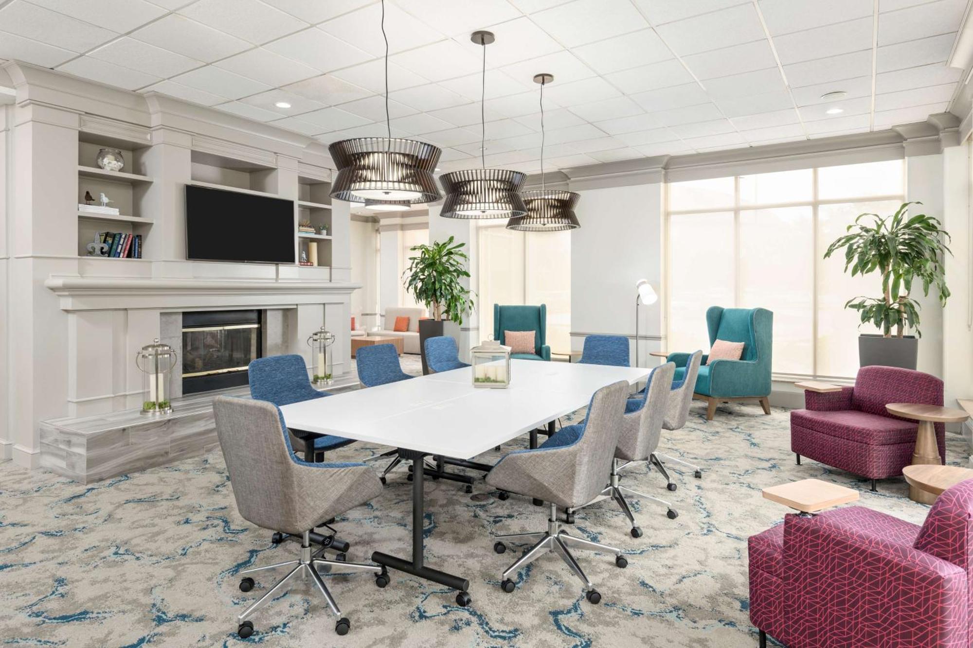 Hilton Garden Lafayette/cajundome 3*