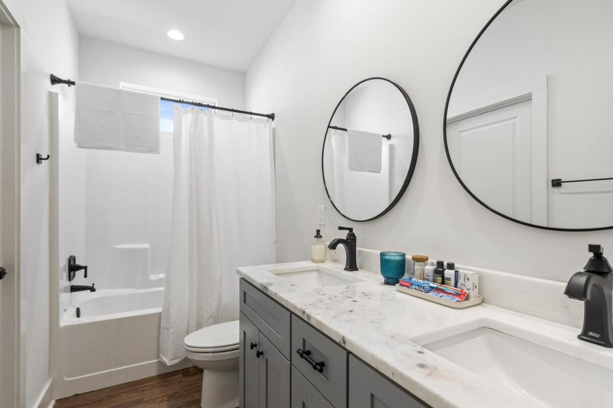 Apartment New Acadian House King Bed Cajun Luxury Nespresso