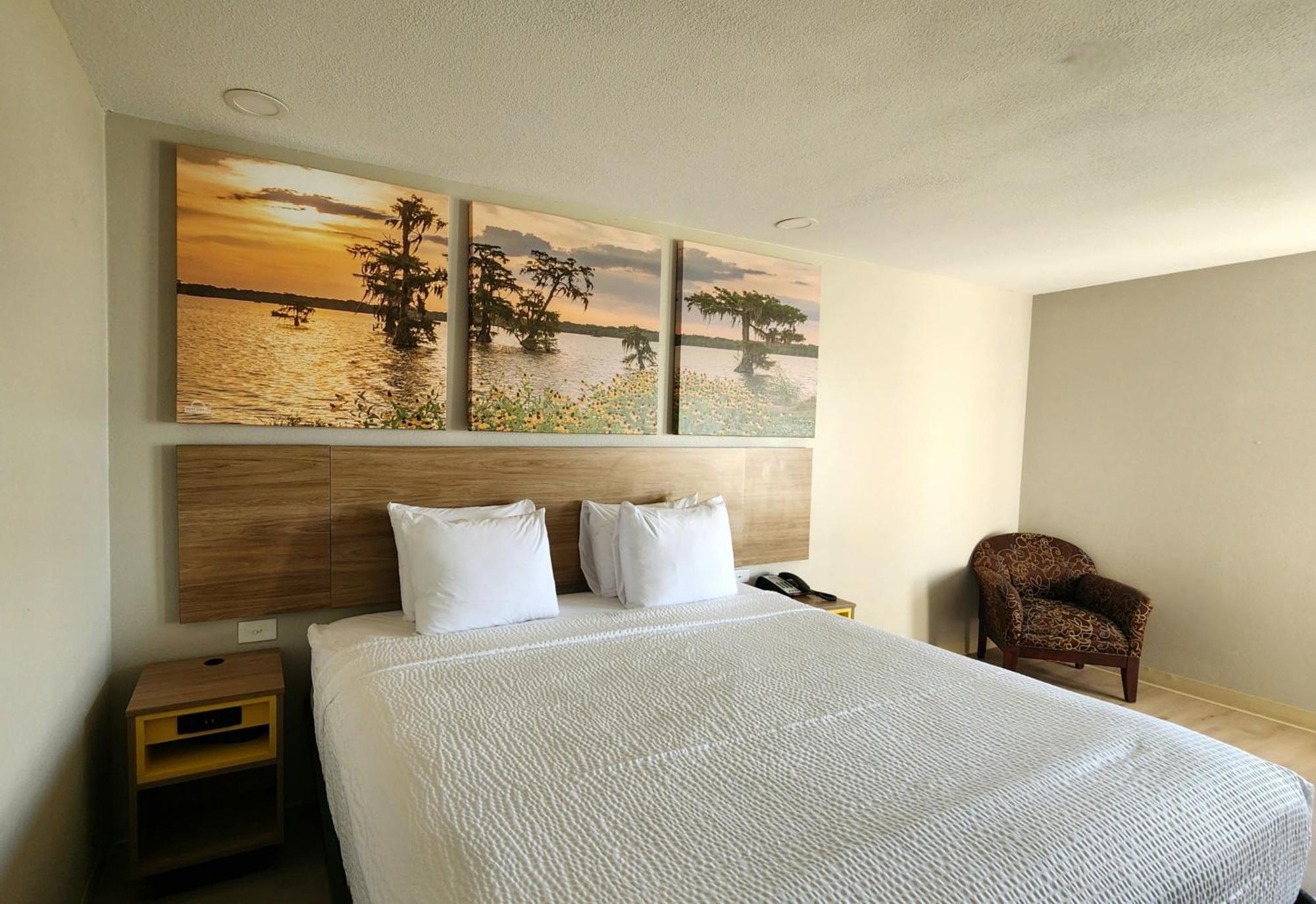 Days By Wyndham Scott Inn 2*