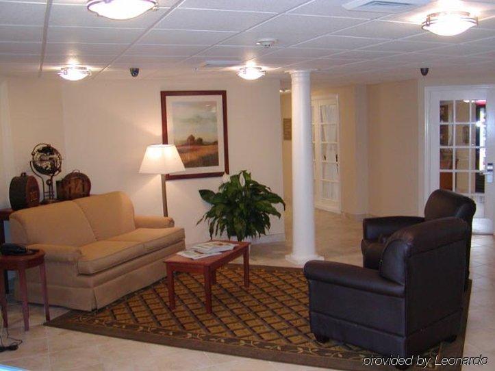 Candlewood - River Ranch By Ihg Hotel 2*