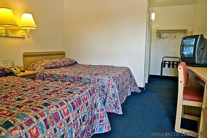 6 Lafayette, La I-10 & I-49 N Hotel