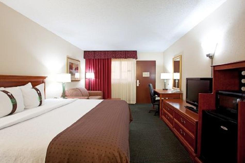Hotel Ramada Conference Center