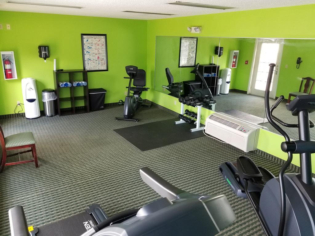 Baymont By Wyndham Airport Hotel Lafayette