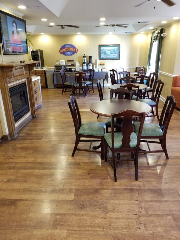 Hotel Baymont By Wyndham Airport
