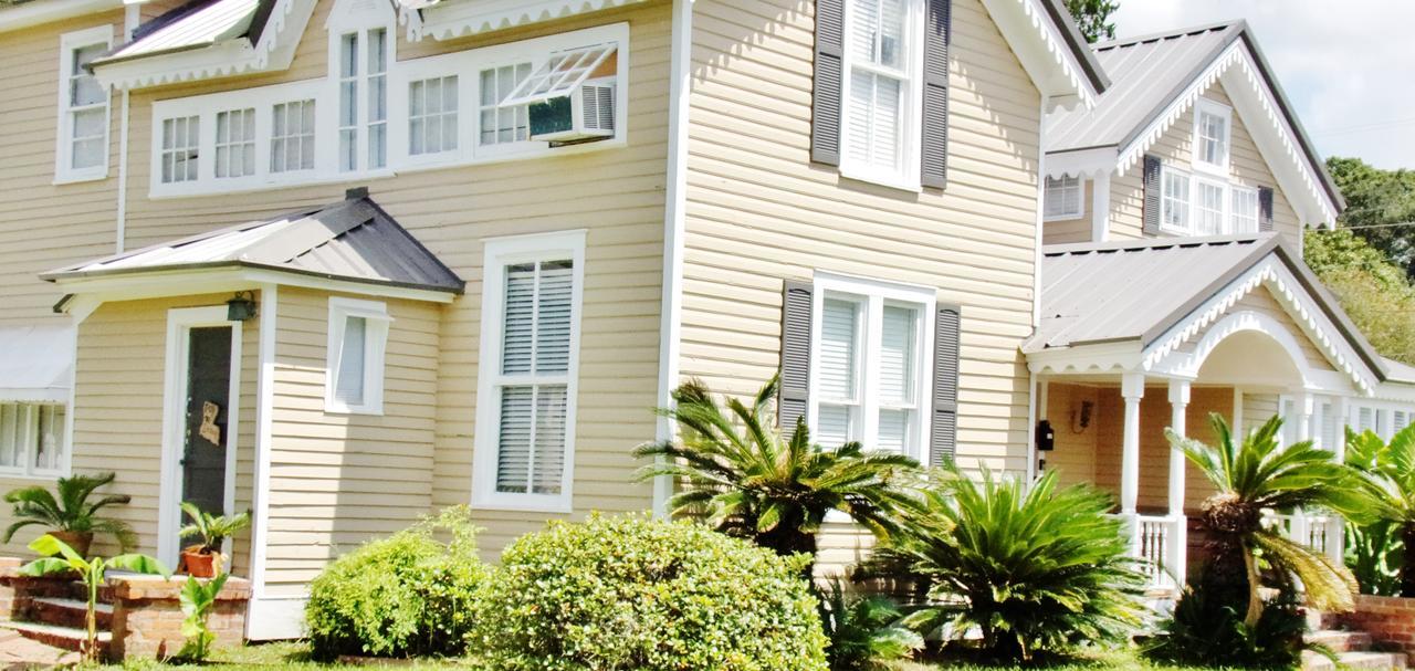 Duchess Downtown Bed & Breakfast 3*