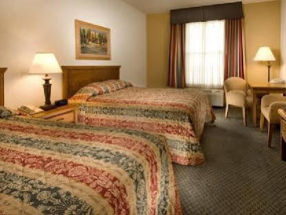Pear Tree Hotel