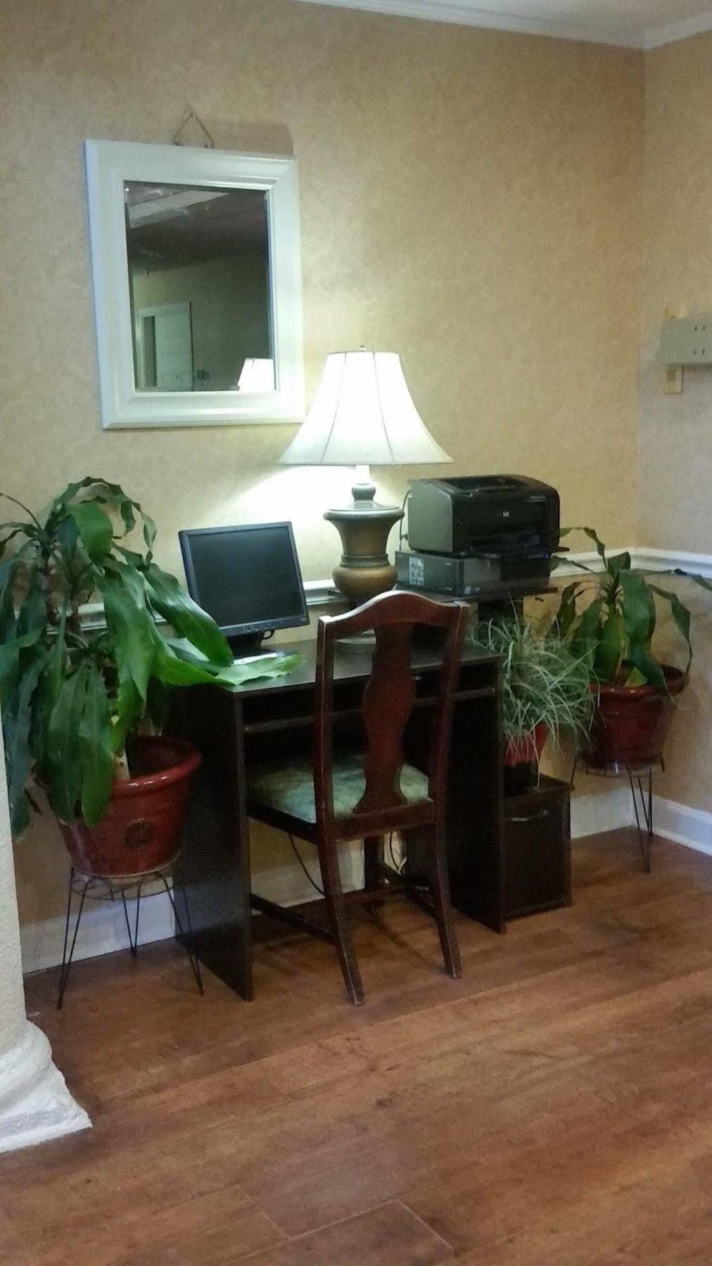 Hotel Baymont By Wyndham Airport 3*
