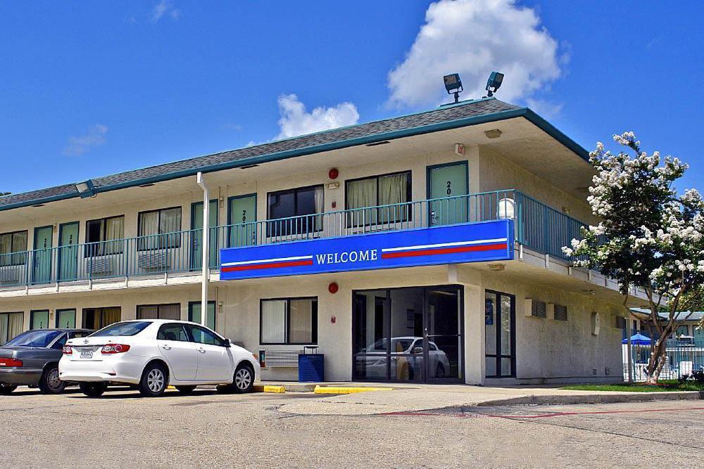 6 Lafayette, La I-10 & I-49 N Hotel Lafayette