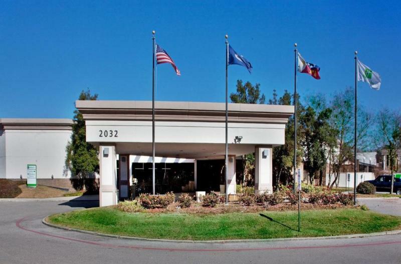 Ramada Conference Center Hotel Lafayette