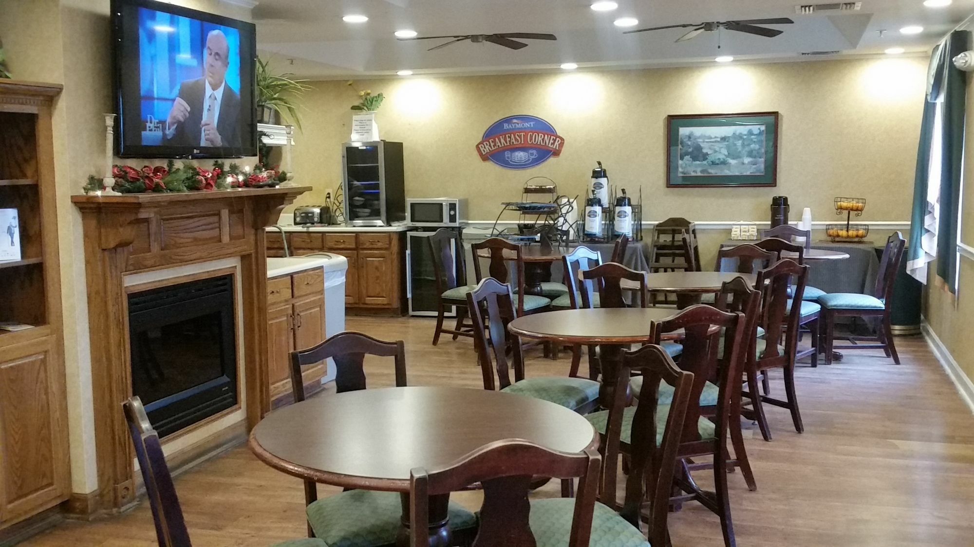 Hotel Baymont By Wyndham Airport Lafayette