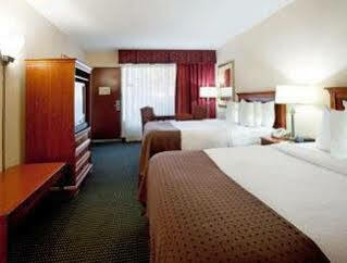 Hotel Ramada Conference Center