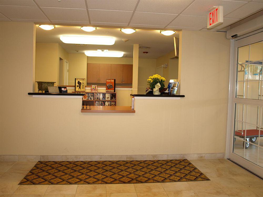 Candlewood - River Ranch By Ihg Hotel